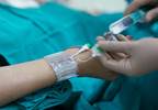 IV Sodium Bicarbonate Does Not Reduce AKI Risk After Angiography IV Sodium Bicarbonate Does Not Reduce AKI Risk After Angiography