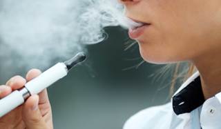 There is a positive correlation between the number of chemicals contained in the e-liquid and the likelihood of its toxicity. There is a positive correlation between the number of chemicals contained in the e-liquid and the likelihood of its toxicity.