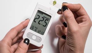 The 10-year outcome in patients with diabetes was significantly worse than in those without diabetes. The 10-year outcome in patients with diabetes was significantly worse than in those without diabetes.