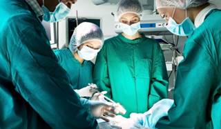 No postoperative symptomatic deep vein thrombosis or pulmonary embolic events were diagnosed during 90 days of follow-up. No postoperative symptomatic deep vein thrombosis or pulmonary embolic events were diagnosed during 90 days of follow-up.