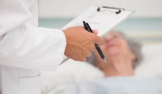 The 30-day mortality rate was 10.8% for older people treated by doctors under 40 years of age. The 30-day mortality rate was 10.8% for older people treated by doctors under 40 years of age.