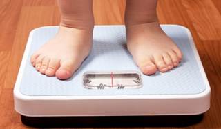 An above-average BMI z score at ages 7 to 13 years was positively associated with early ischemic stroke. An above-average BMI z score at ages 7 to 13 years was positively associated with early ischemic stroke.