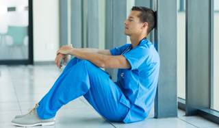 Current medical education practices may be contributing to poor mental health of future physicians. Current medical education practices may be contributing to poor mental health of future physicians.