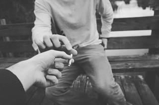 The pooled relative risk for CHD in women who smoked 1 cigarette per day was 1.57 vs 1.48 in men. The pooled relative risk for CHD in women who smoked 1 cigarette per day was 1.57 vs 1.48 in men.