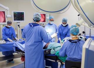 Across operators, greater TRA use was correlated with reduced bleeding, and TRA use across institutions was correlated with reduced mortality. Across operators, greater TRA use was correlated with reduced bleeding, and TRA use across institutions was correlated with reduced mortality.