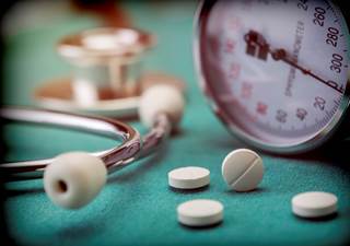 Initial combination therapy appears superior to monotherapy in patients with hypertension. Initial combination therapy appears superior to monotherapy in patients with hypertension.