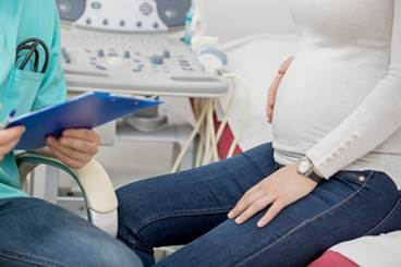 A 35-Year-Old Pregnant Woman Presents With Progressive Dyspnea and Palpitations A 35-Year-Old Pregnant Woman Presents With Progressive Dyspnea and Palpitations