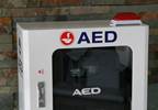 Bystander Use of AED Improves Survival in Public Cardiac Arrest Bystander Use of AED Improves Survival in Public Cardiac Arrest