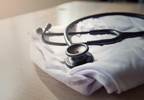 Stethoscopes in ICU Show High Levels of Bacterial Contamination Stethoscopes in ICU Show High Levels of Bacterial Contamination